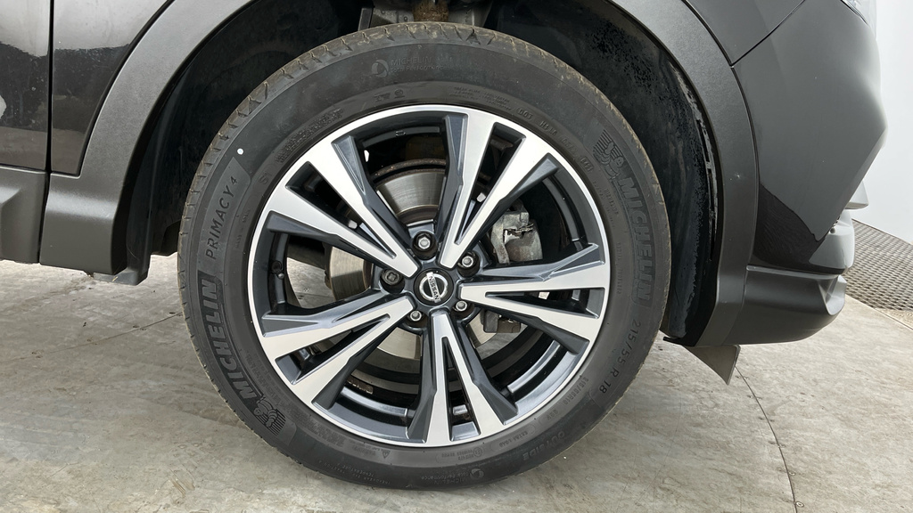 Nissan Qashqai Suv Black #24