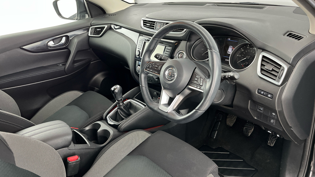Nissan Qashqai Suv Black #9