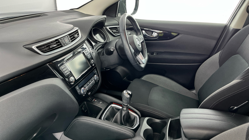 Nissan Qashqai Suv Black #28