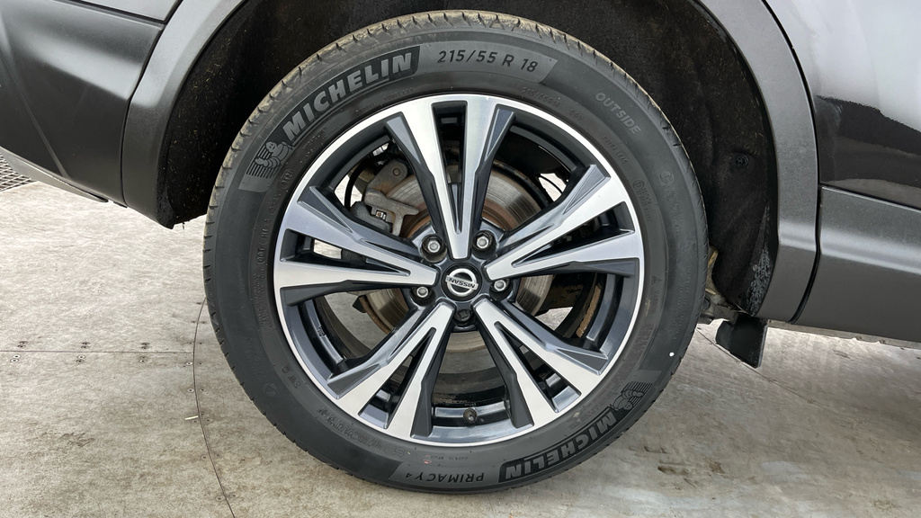 Nissan Qashqai Suv Black #23
