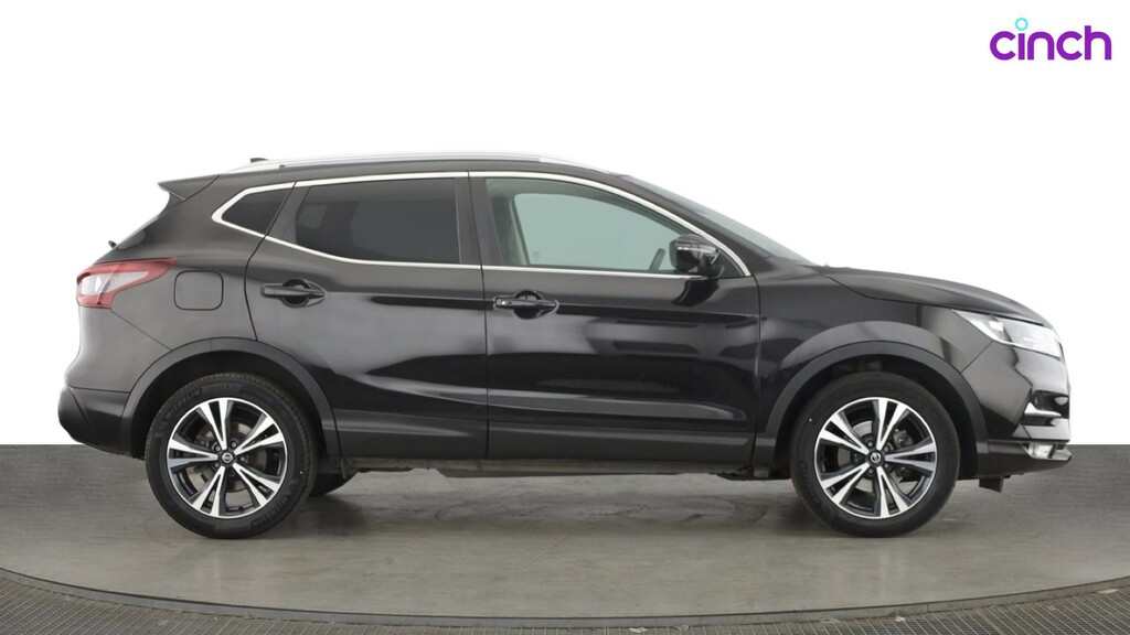 Nissan Qashqai Suv Black #2