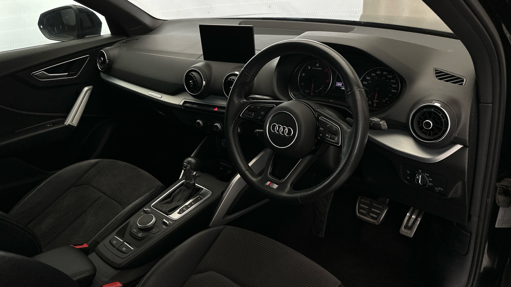 Audi Q2 1.6 Tdi 30 Sport S Tronic Euro 6 Ss Black #10