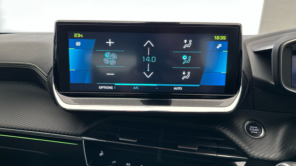 Peugeot e-2008 50 Kwh 136 1-Speed Blue #19