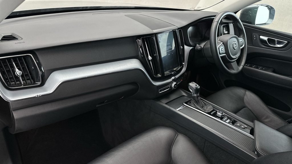 Volvo XC60 II B5 Awd R-design Pro Air Suspensi  #12