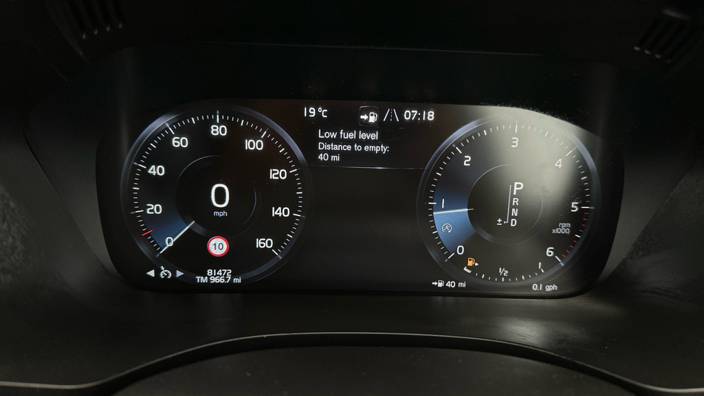 Volvo XC60 II B5 Awd R-design Pro Air Suspensi  #18