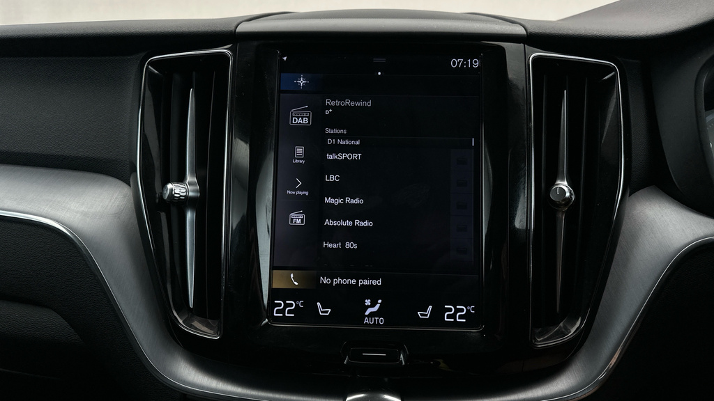 Volvo XC60 II B5 Awd R-design Pro Air Suspensi  #15