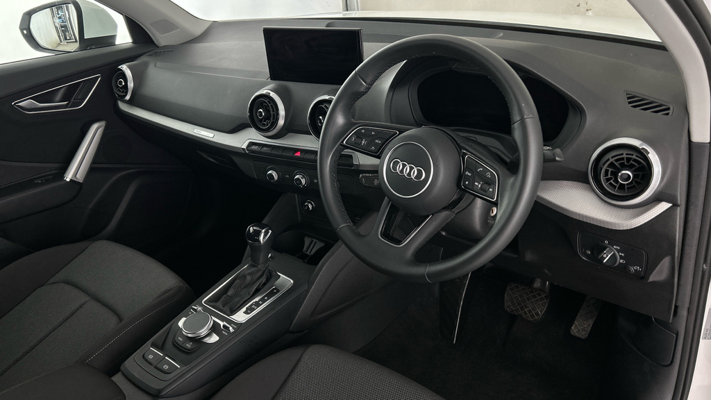 Audi Q2 Audi Estate 40 Tfsi Quattro S Line S Tronic Grey #11