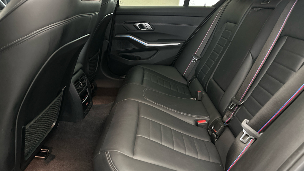 BMW 3 Series 2.0 330E 12Kwh M Sport Touring Blue #23