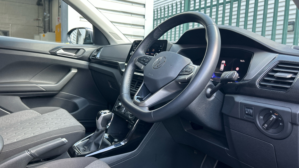 Volkswagen T-Cross 1.0 Tsi Match Black #9