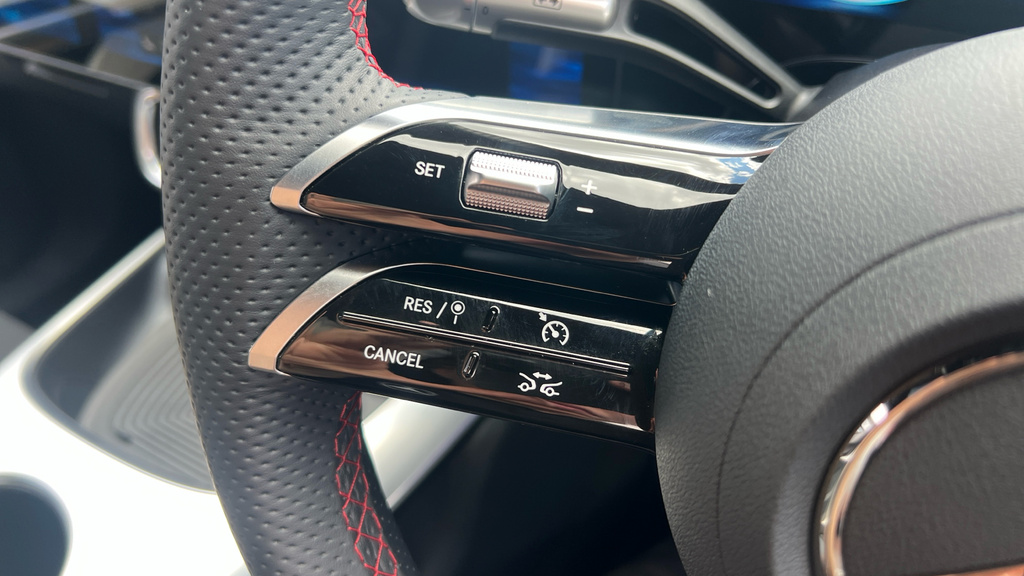 Mercedes-Benz CLA Class Cla250 85Kwh Amg Line Premium Edition Saloon 4 White #58