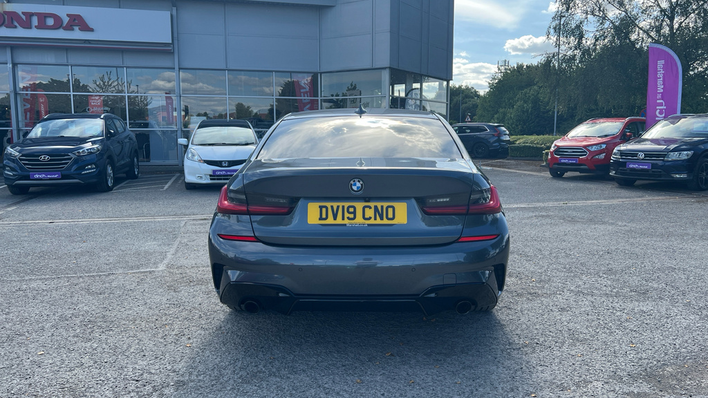 BMW 3 Series 2.0 320I Sport Touring Grey #4