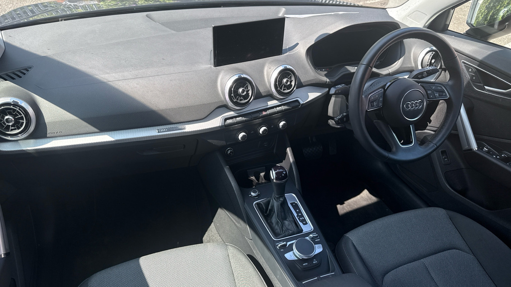 Audi Q2 1.5 Tfsi 35 S Line Suv S Tronic 150 P Black #10