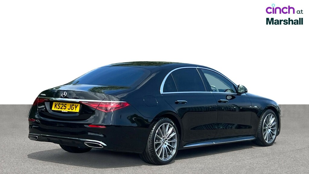Mercedes-Benz S Class S580e 4Matic L Amg Line Premium 9G-tronic 2025 Black #3