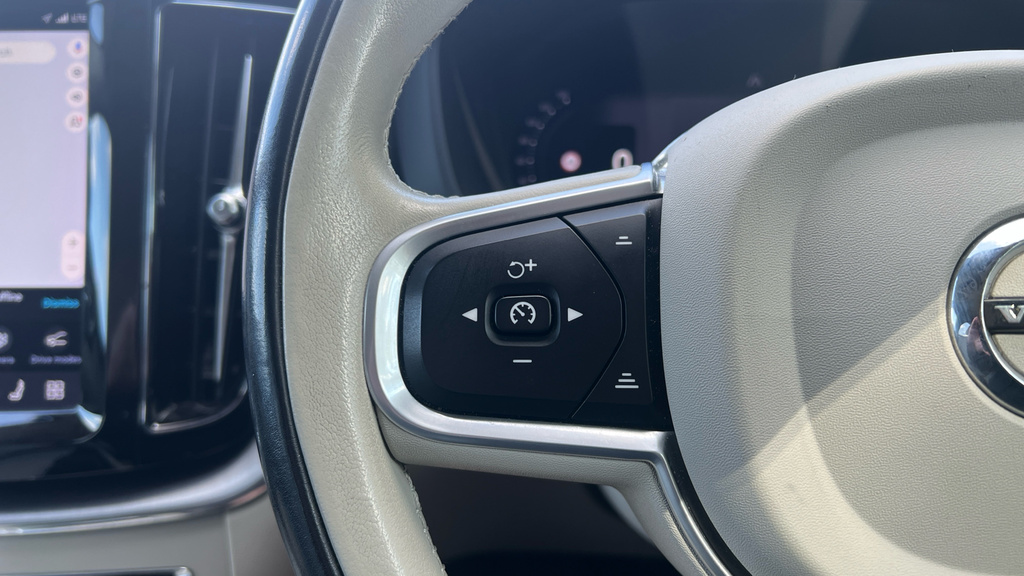 Volvo XC60 2.0 B5p Momentum Awd Geartronic Grey #27