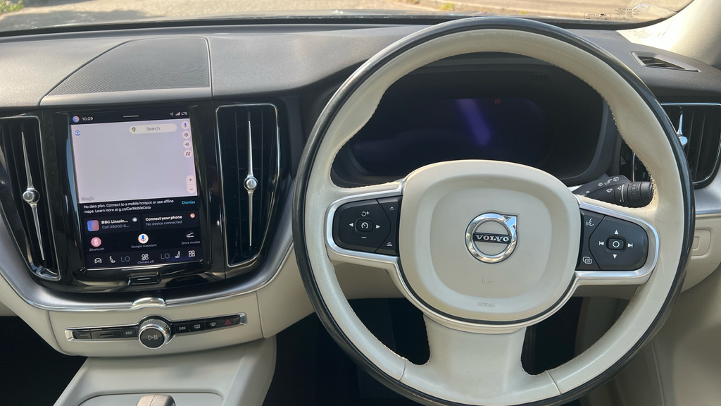 Volvo XC60 2.0 B5p Momentum Awd Geartronic Grey #24