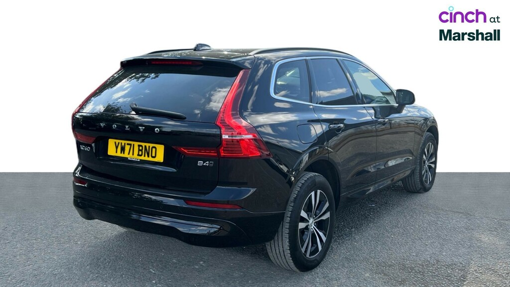 Volvo XC60 2.0 B5p Momentum Awd Geartronic Grey #3