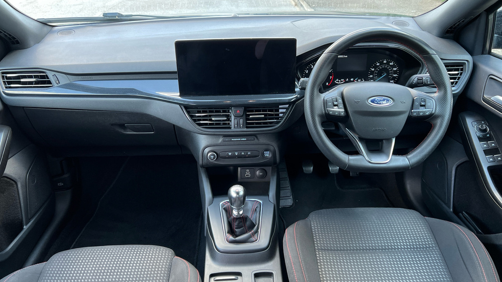 Ford Focus Estate 1.0 Focus St-line Estate 1.0L Ecoboost 155P Black #14