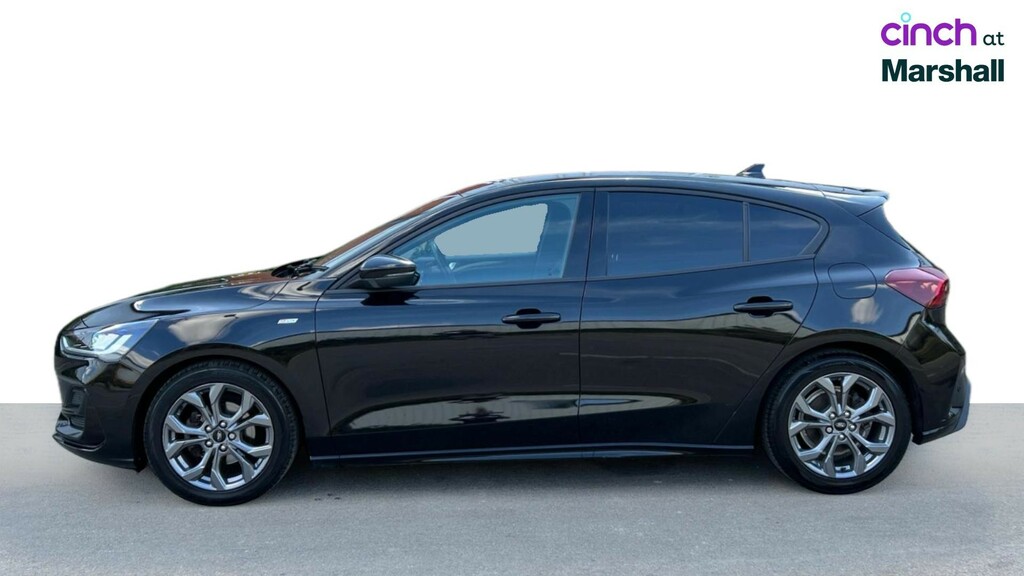 Ford Focus Estate 1.0 Focus St-line Estate 1.0L Ecoboost 155P Black #9