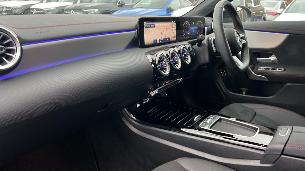 Mercedes-Benz CLA Class Mercedes-amg Cla 35 4Matic Premium Shooting Brake Blue #12