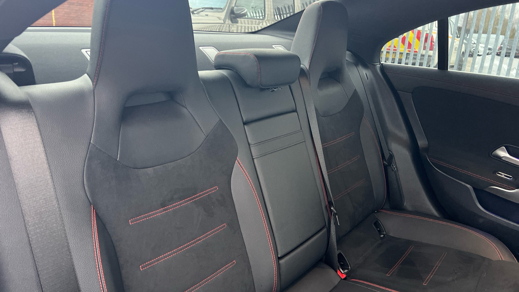 Mercedes-Benz CLA Class Mercedes-amg Cla 35 4Matic Premium Shooting Brake Blue #24