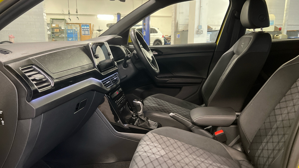 Volkswagen T-Cross 1.0 Tsi Match Grey #29