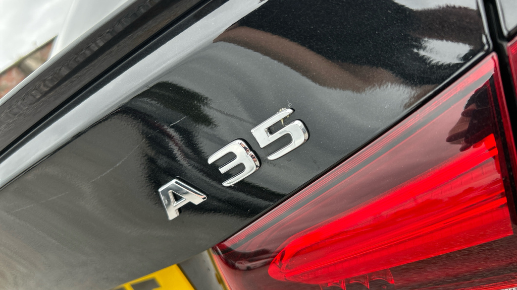 Mercedes-Benz A Class 1.3 A200 Amg Line Edition Executive 7G-dct Euro White #53