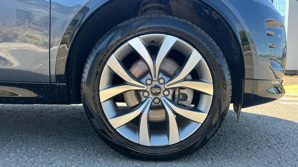 Land Rover Discovery Sport 2.0 D200 Dynamic Hse 7 Seat Black #22