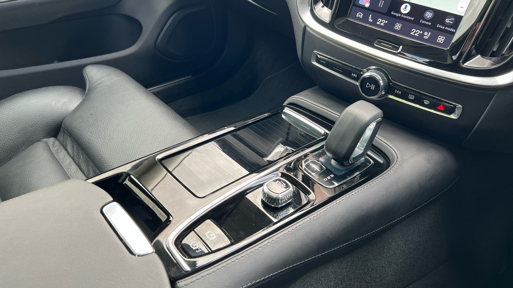 Volvo V60 Ultra, B4 Mild Hybrid, Dark Grey #32