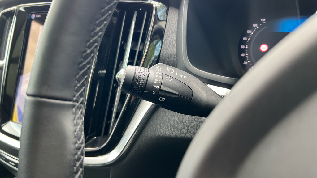 Volvo V60 Ultra, B4 Mild Hybrid, Dark Grey #28