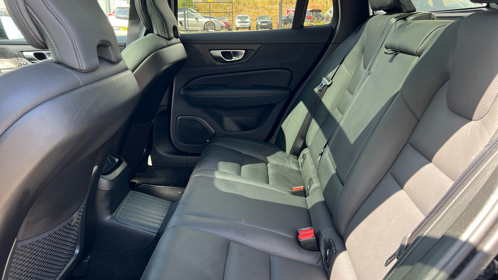 Volvo V60 Ultra, B4 Mild Hybrid, Dark Grey #17