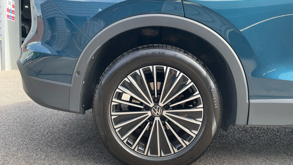Volkswagen Tiguan 2.0 Tdi R-line Dsg Black #19