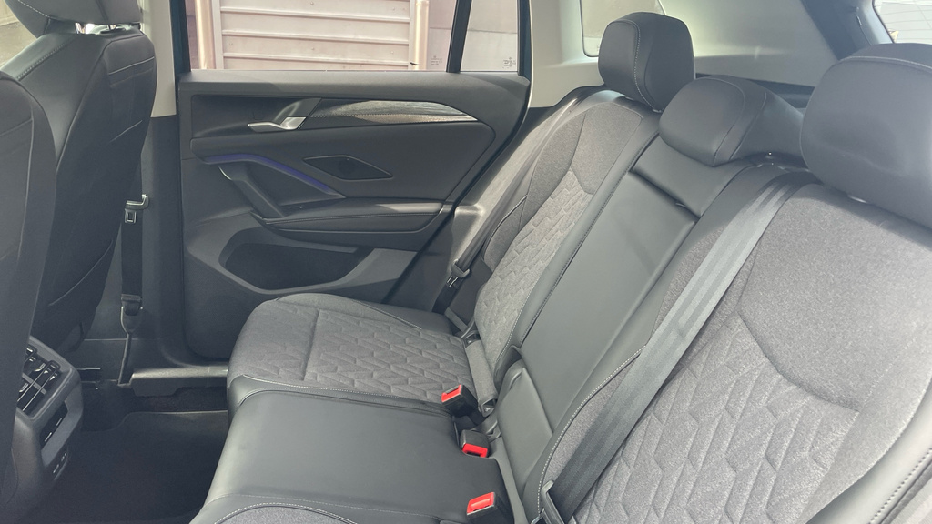 Volkswagen Tiguan 2.0 Tdi R-line Dsg Black #14