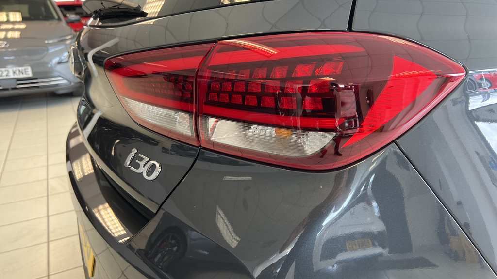 Hyundai I30 1.5 T-gdi 160Ps N Line 48V Black #48