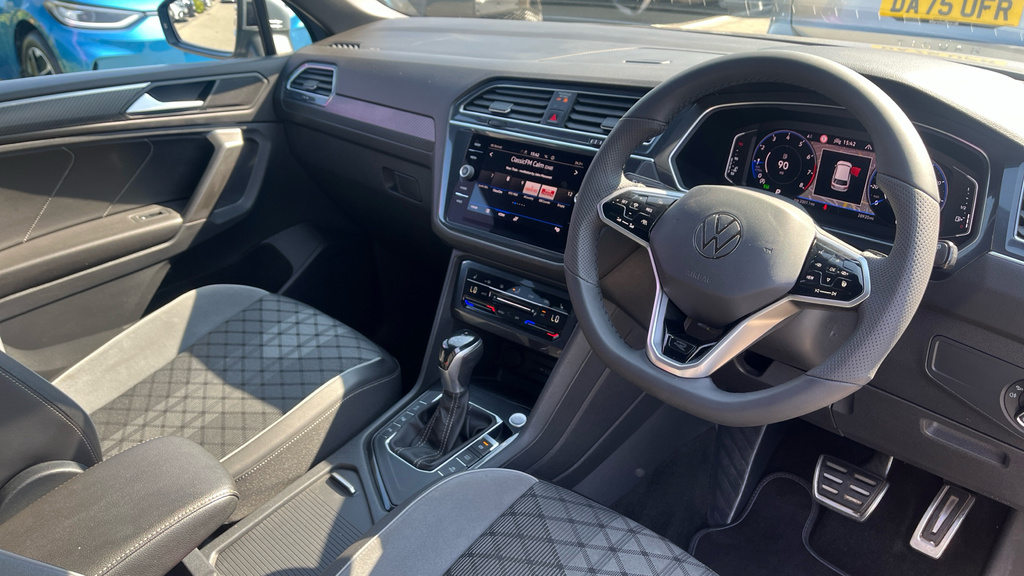 Volkswagen Tiguan Allspace Life Black #9