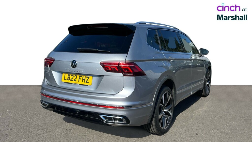 Volkswagen Tiguan Allspace Life Black #3