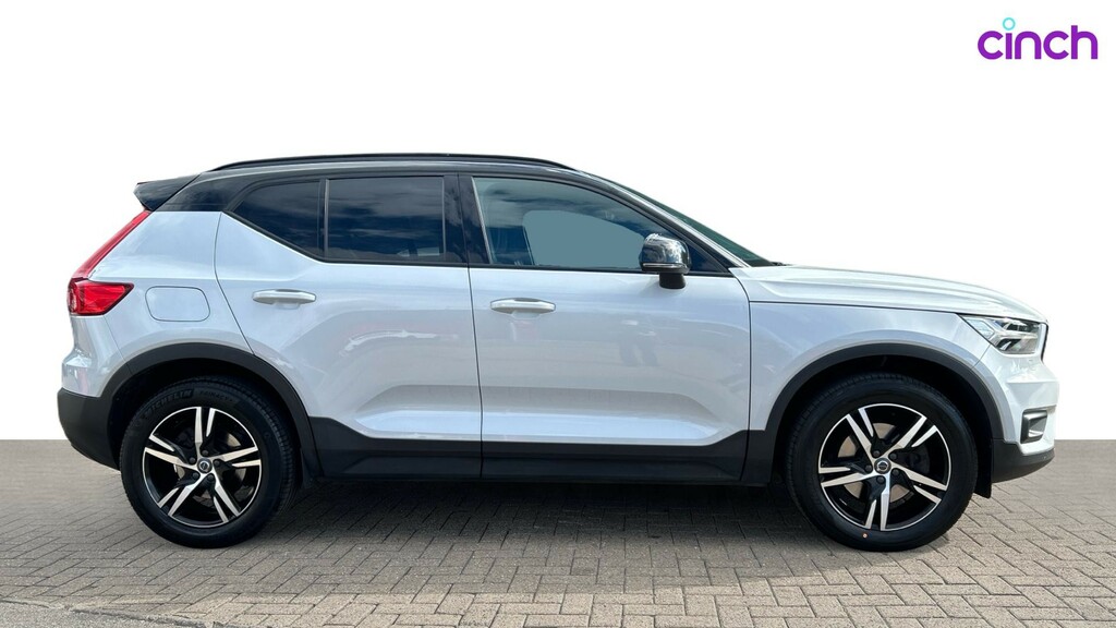 Volvo XC40 Volvo Estate 2.0 B4p Inscription Pro White #2