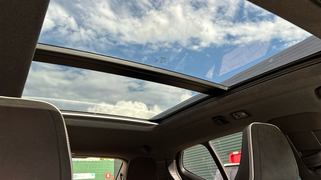 Volvo XC40 Volvo Estate 2.0 B4p Inscription Pro White #32