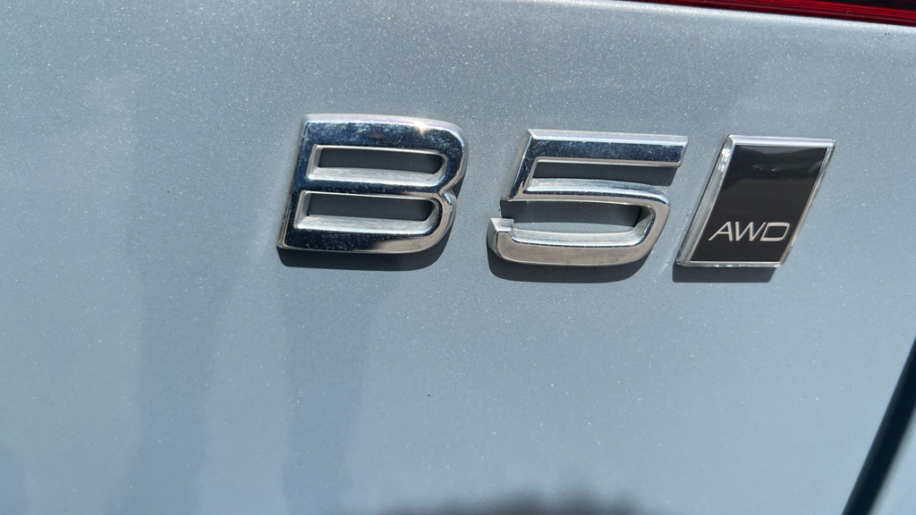 Volvo XC60 Ultimate, B5 Awd Mild Hybrid, Dark Black #42