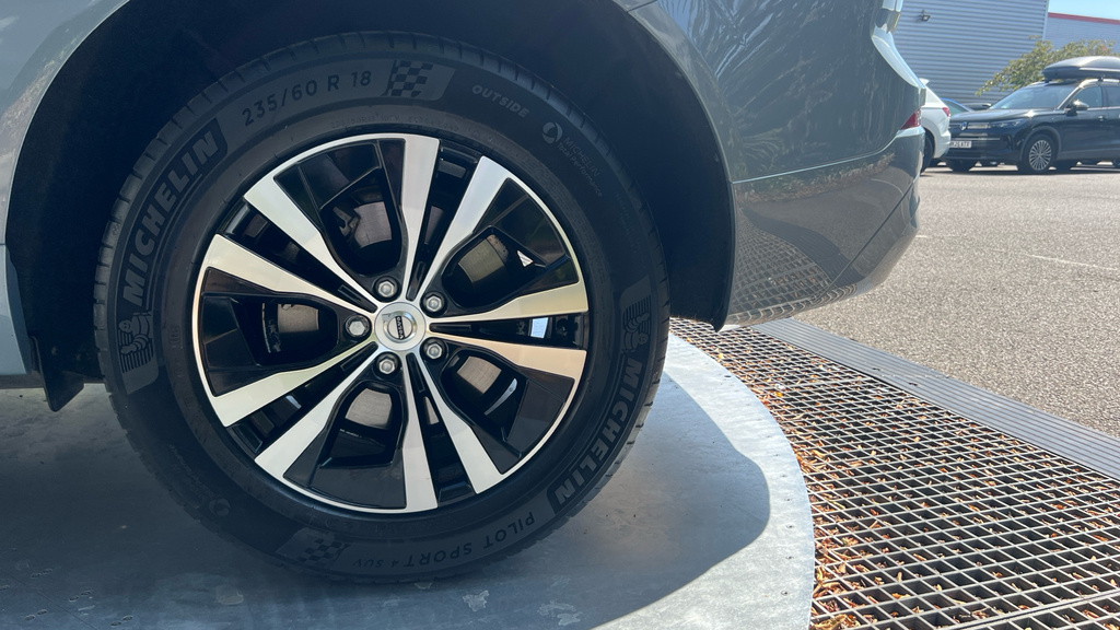 Volvo XC60 Ultimate, B5 Awd Mild Hybrid, Dark Black #19