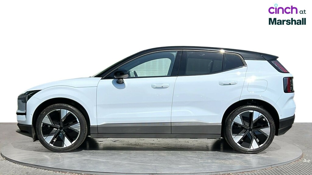 Volvo EX30 315Kw Twin Motor Performance Ultra 69Kwh White #6