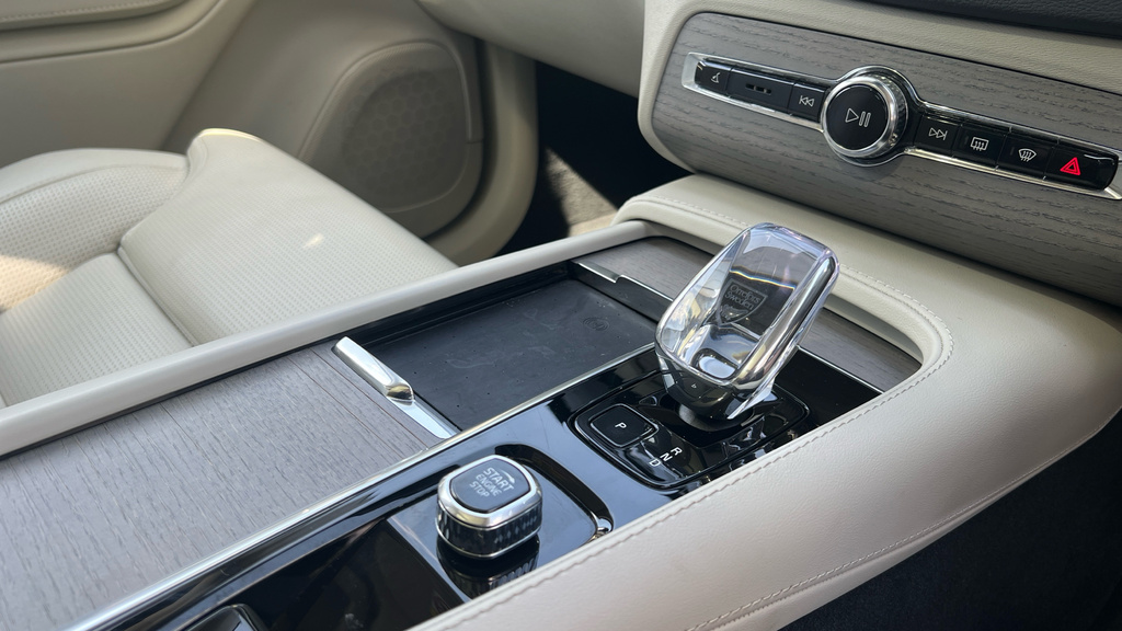 Volvo XC90 2.0H T8 Recharge 18.8Kwh Ultimate Bright 4Wd Blue #14