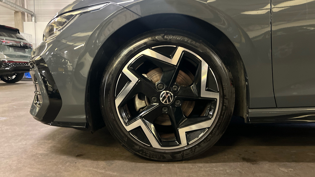 Volkswagen Golf 1.5 Tsi 204 Match Ehybrid Dsg 18 Catania Al Grey #18