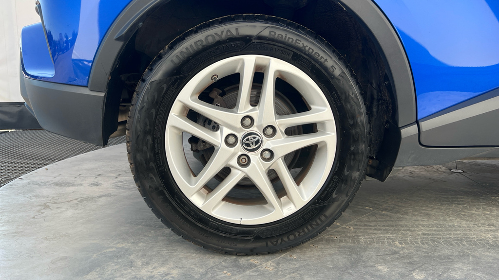Toyota C-Hr 1.8 Hybrid Excel Cvt Black #18