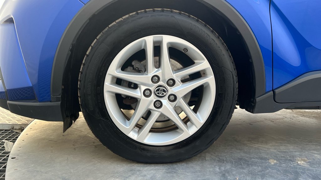 Toyota C-Hr 1.8 Hybrid Excel Cvt Black #17