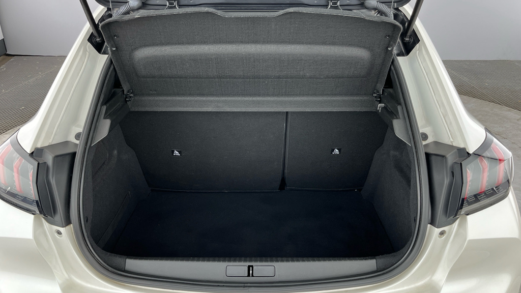 Peugeot 208 1.2 Puretech 100 Allure Premium Eat8 Grey #18