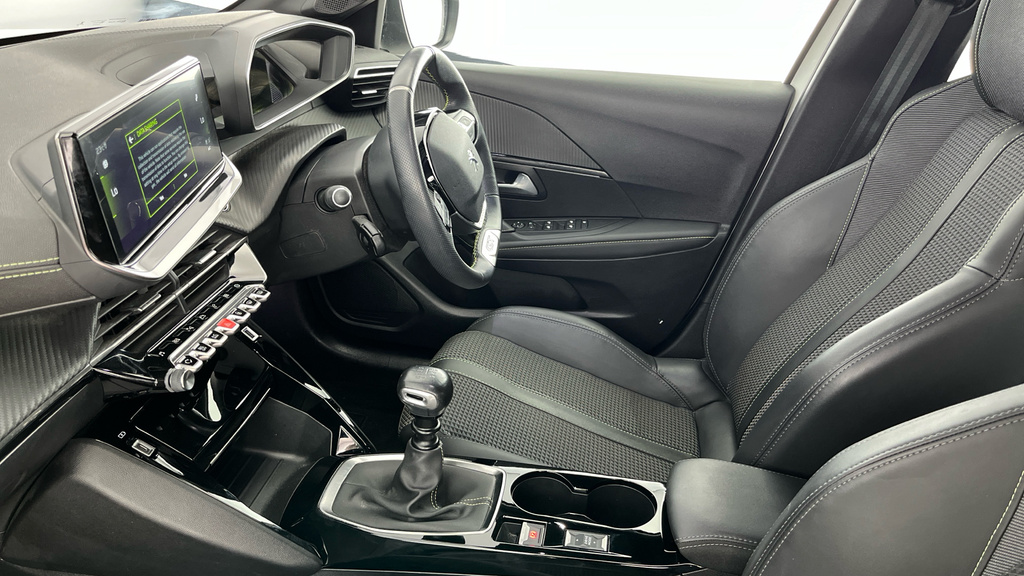 Peugeot 208 1.2 Puretech 100 Allure Premium Eat8 Grey #27