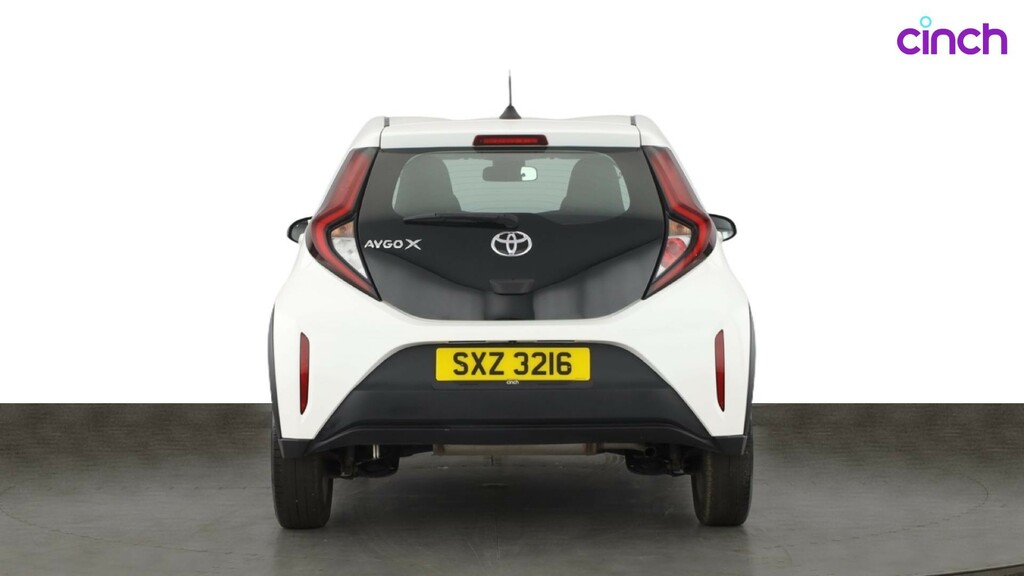 Toyota Aygo X 1.0 Vvt-i Edge X-shift Euro 6 Ss White #4