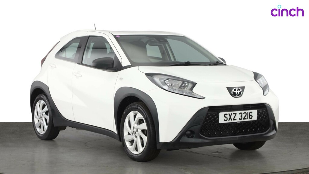 Toyota Aygo X 1.0 Vvt-i Edge X-shift Euro 6 Ss White #1