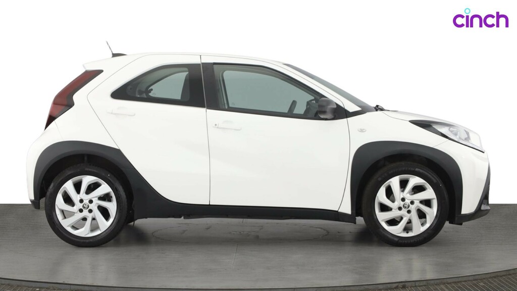 Toyota Aygo X 1.0 Vvt-i Edge X-shift Euro 6 Ss White #2