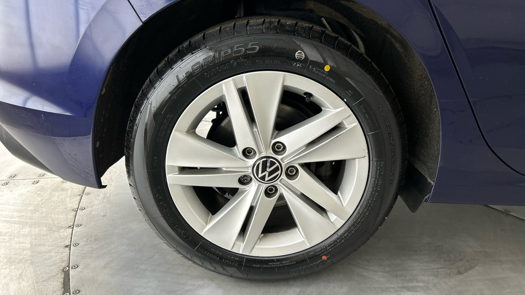 Volkswagen Golf 1.5 Etsi 150 R-line Dsg With Sensors And Carpl Grey #25